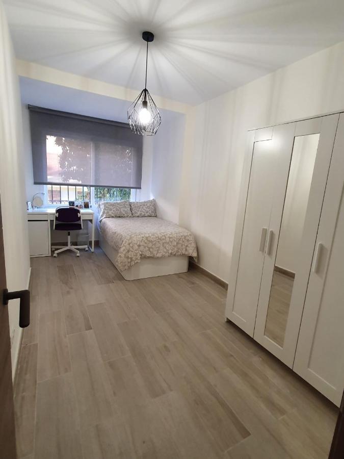 Appartement Apartamento 5 Minutos Centro Reformado. à Málaga Extérieur photo